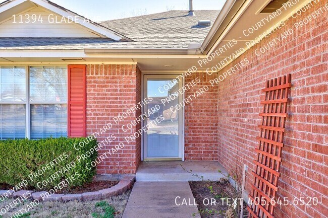 Building Photo - 11394 Glade Ave