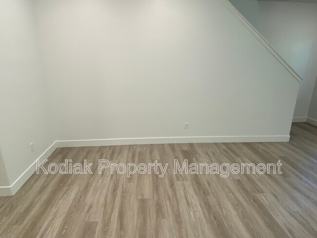 Building Photo - 1158 N 1880 W