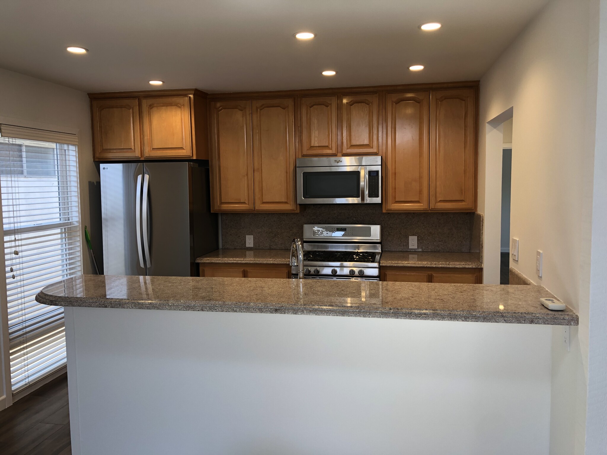 Kitchen 2 - 518 Dahlia Ave