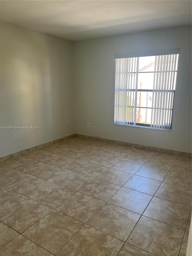 Building Photo - 9722 NW 6th Ln