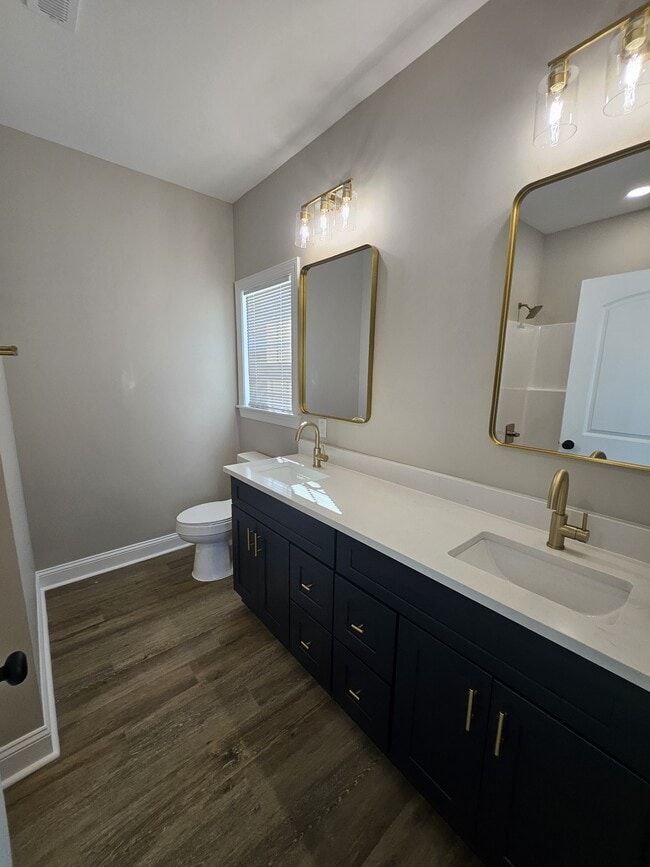 Building Photo - 1045 Oberry Rd