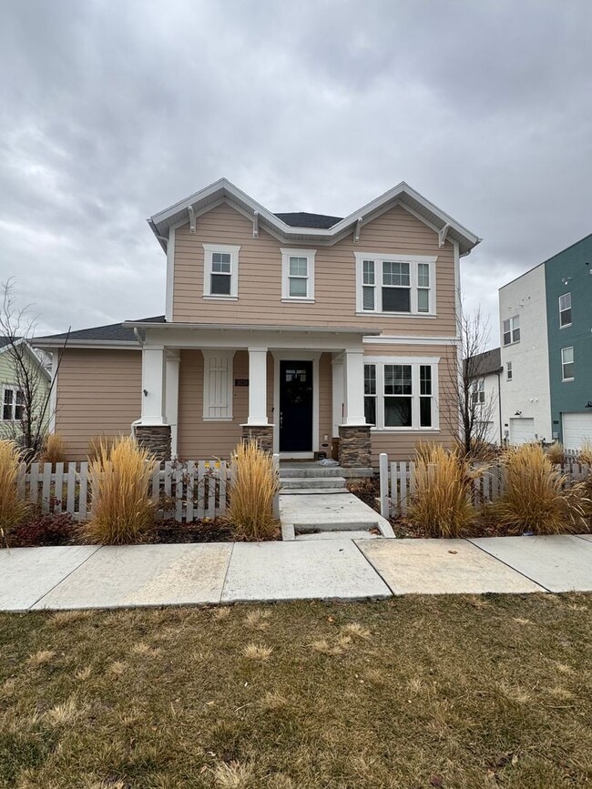 Building Photo - Beautiful Daybreak home for rent!