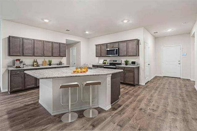 Building Photo - 2120 Tulipwood Dr