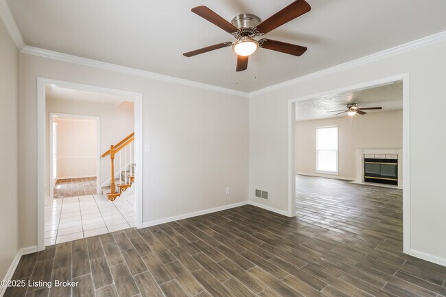 Building Photo - 3123 Bluegrass Dr