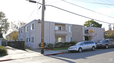 Building Photo - 40 Glen Eyrie Ave