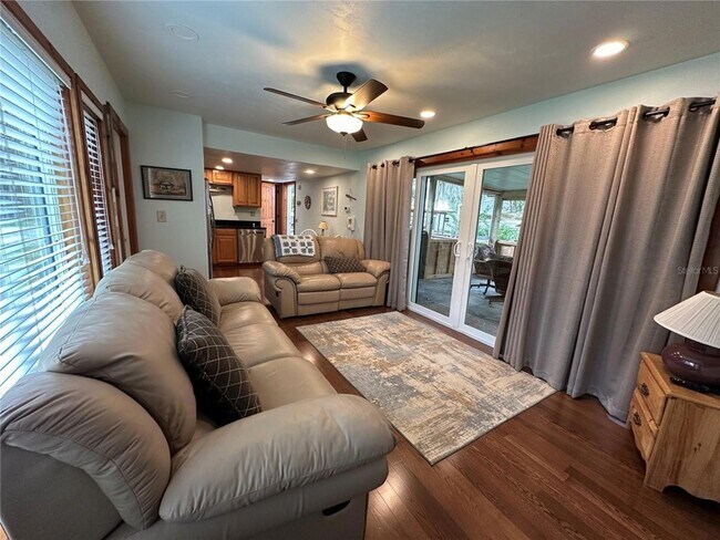 Building Photo - 56315 Hickory Rd