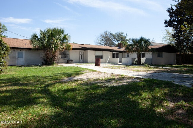 Building Photo - 4402 Cindy Ln