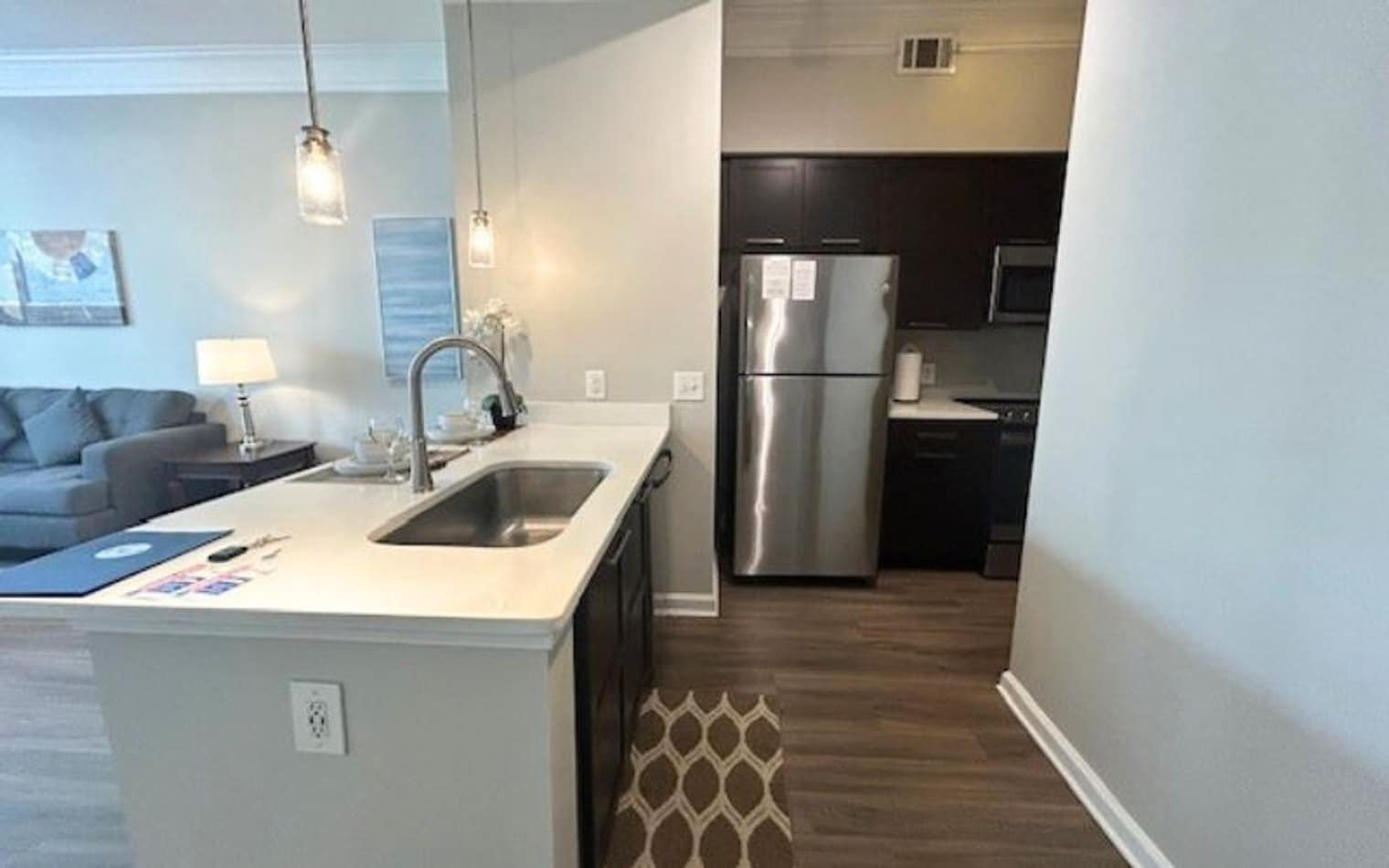 Building Photo - 705 Town Blvd