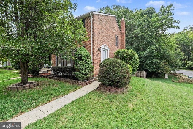 Building Photo - 15097 Mill Spring Dr
