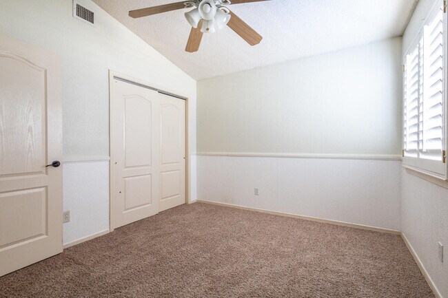 Building Photo - 12737 Tierra Nunez Ct