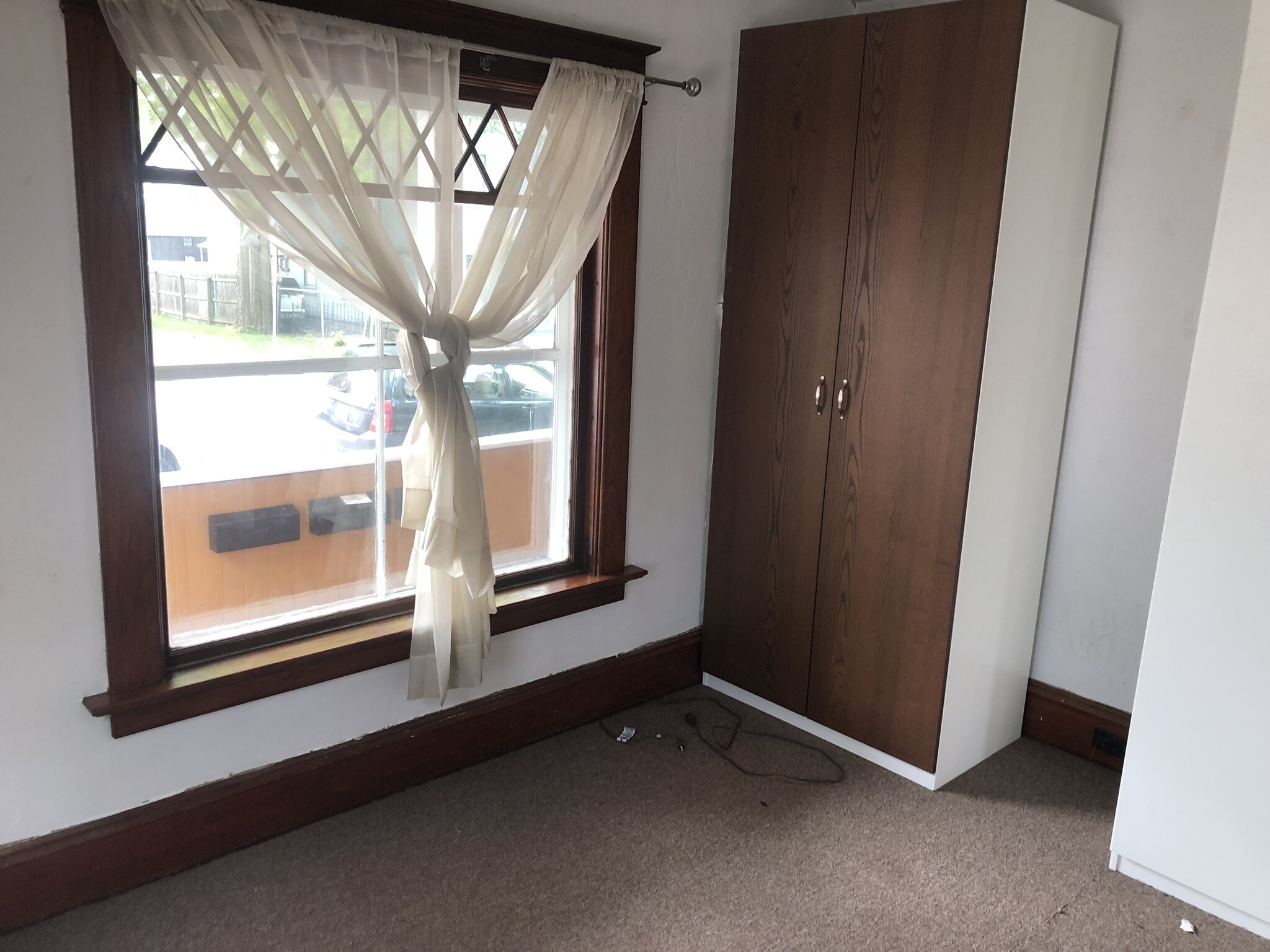 Building Photo - 58 King St