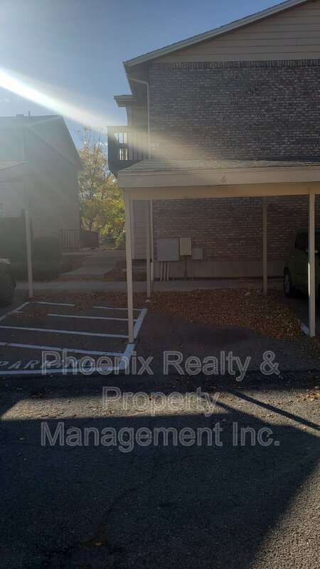 Building Photo - 1346 Sunset St