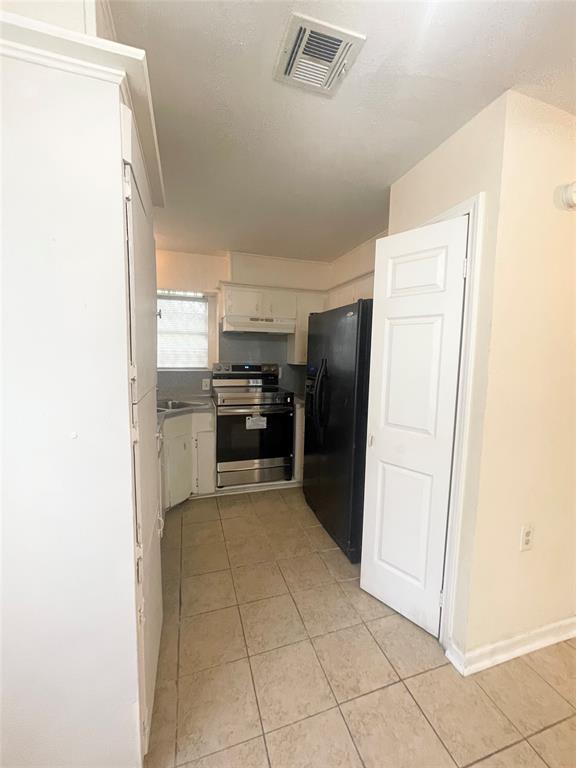 Building Photo - 14410 Alkay St