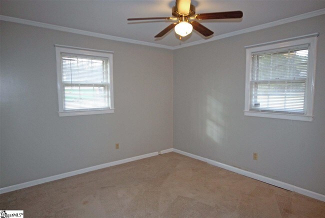 Building Photo - 507 Creighton Dr