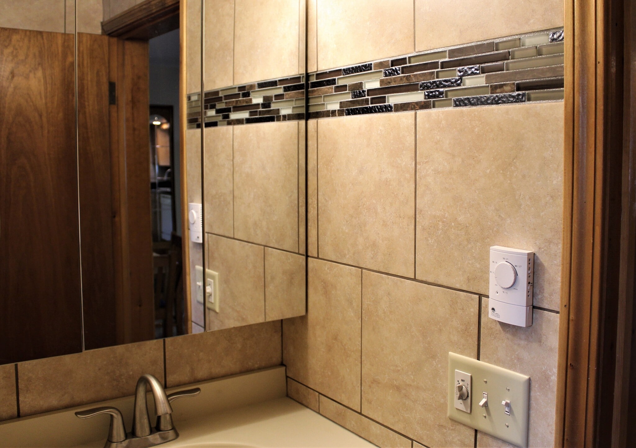 Tiled bath with heated floor - 78 Elm St