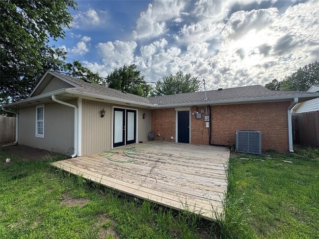 Building Photo - 4765 Spiva Dr