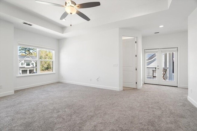 Building Photo - 5712 Bascom Ln