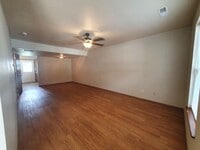 Building Photo - 20390 Skyview Dr