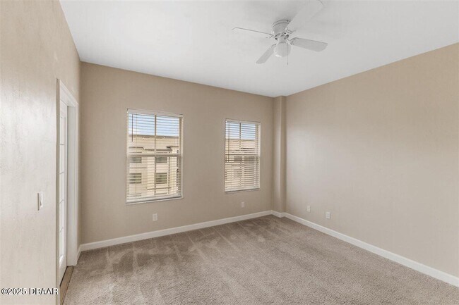 Building Photo - 424 Luna Bella Ln