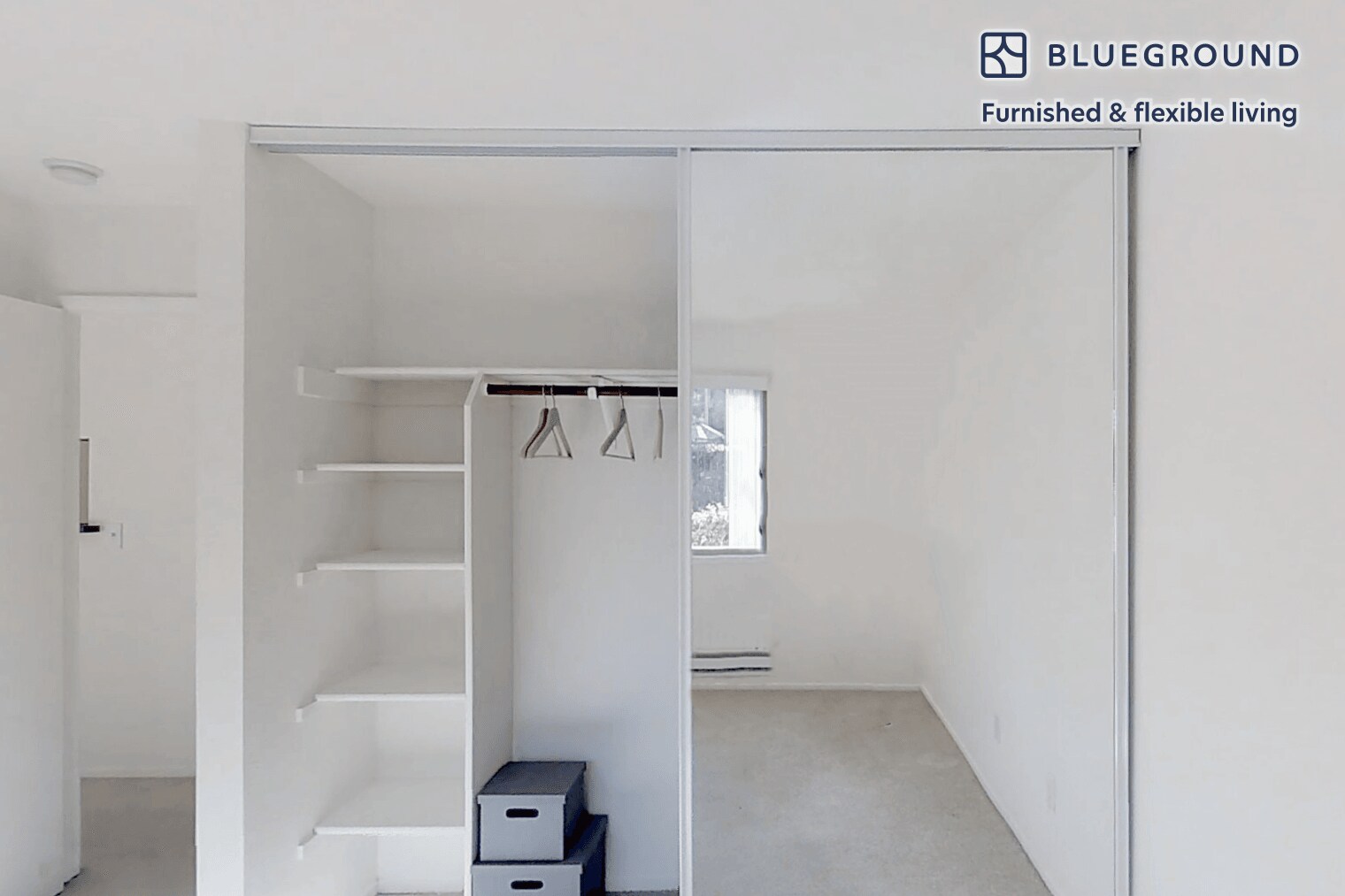 Building Photo - 1600 Villa St