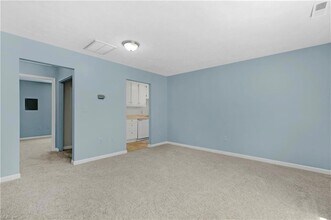 Building Photo - 6667 Cedar Lake Dr
