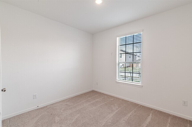 Building Photo - 21119 Turtle Gln Ln