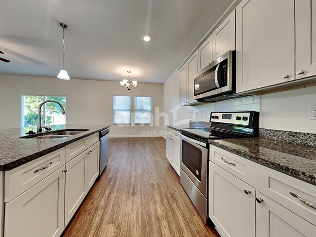 Building Photo - 155 E Jayce Way