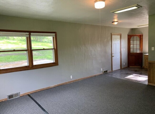 Building Photo - 1433 WIlson Ave SW