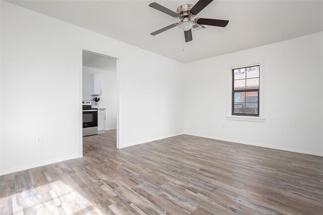 Building Photo - 4602 N Classen Blvd