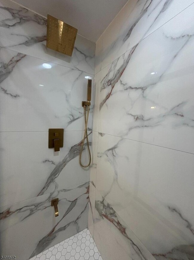 Building Photo - 48 1/2 3rd St