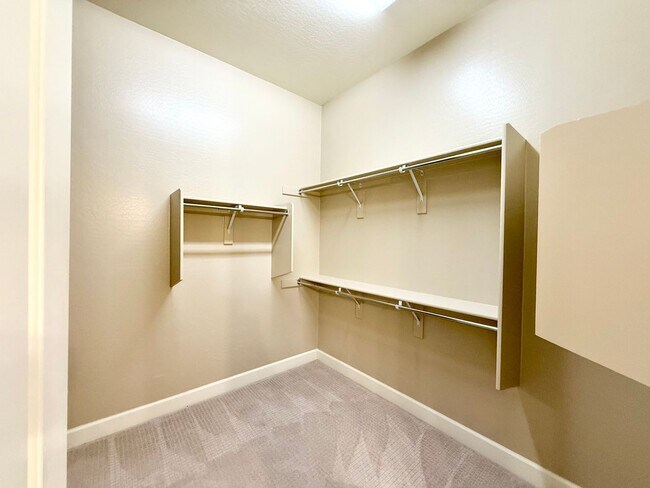 Building Photo - Move-In Ready 2 Bed, 2 Bath Home in Prime Prescott Location
