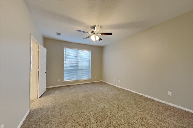 Building Photo - 131 Lissa Ln
