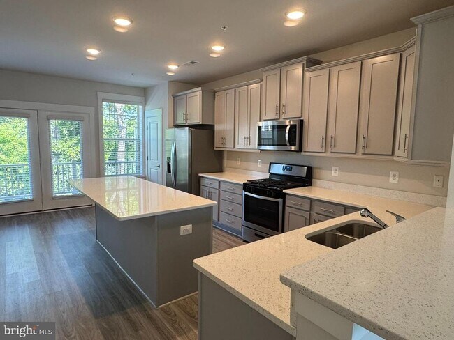 Building Photo - 2915 Osprey Way