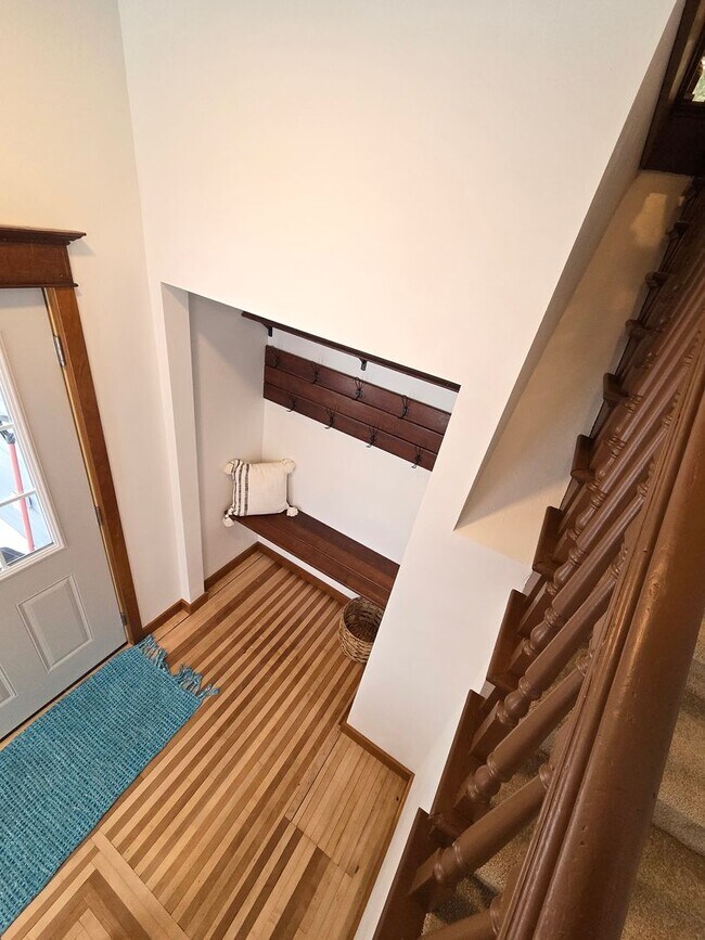 Building Photo - 2904 Parkridge Ave