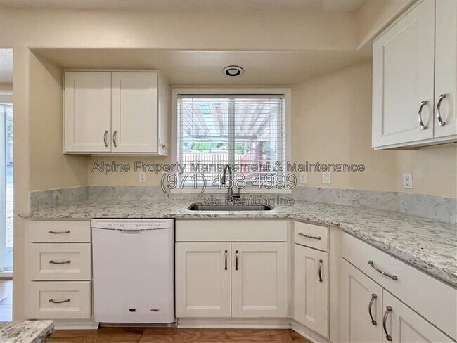 Building Photo - 13649 SW Packard Ln