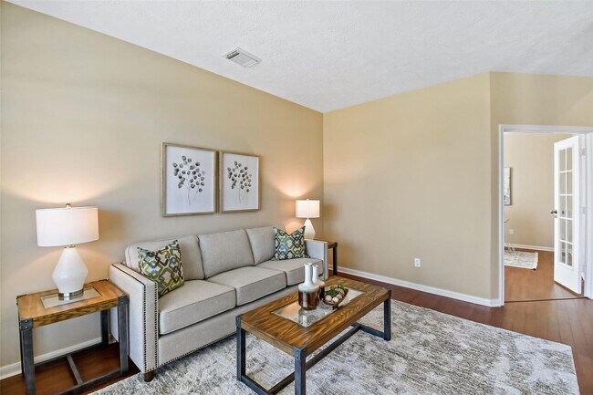 Building Photo - Beautifully Updated Home in Sugar Land’s S...