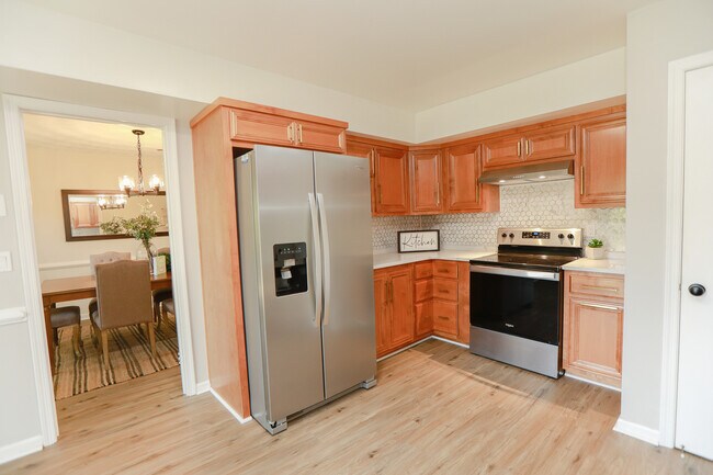 Building Photo - 3 Springmeadow Ct