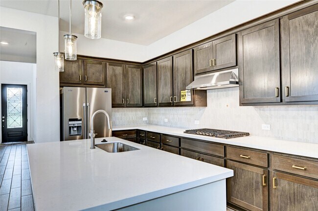 Building Photo - 7302 New Pecan Dr