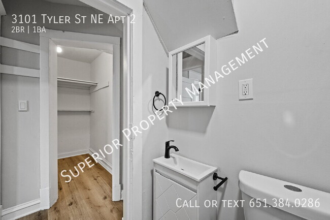 Building Photo - 3101 NE Tyler St