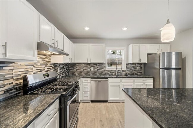 Building Photo - 2653 Tilson Rd