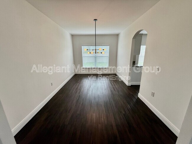 Building Photo - 608 Bluebill Ct