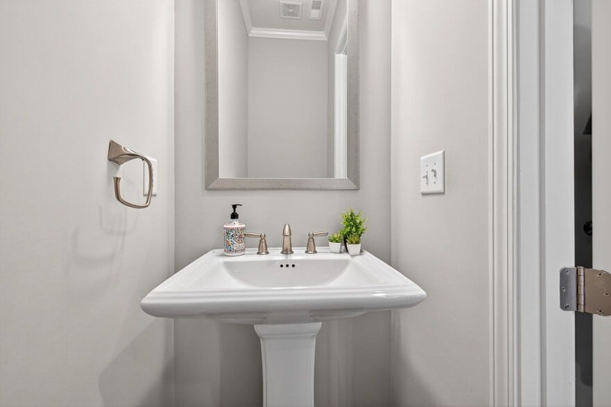 Building Photo - 10171 Windalier Wy