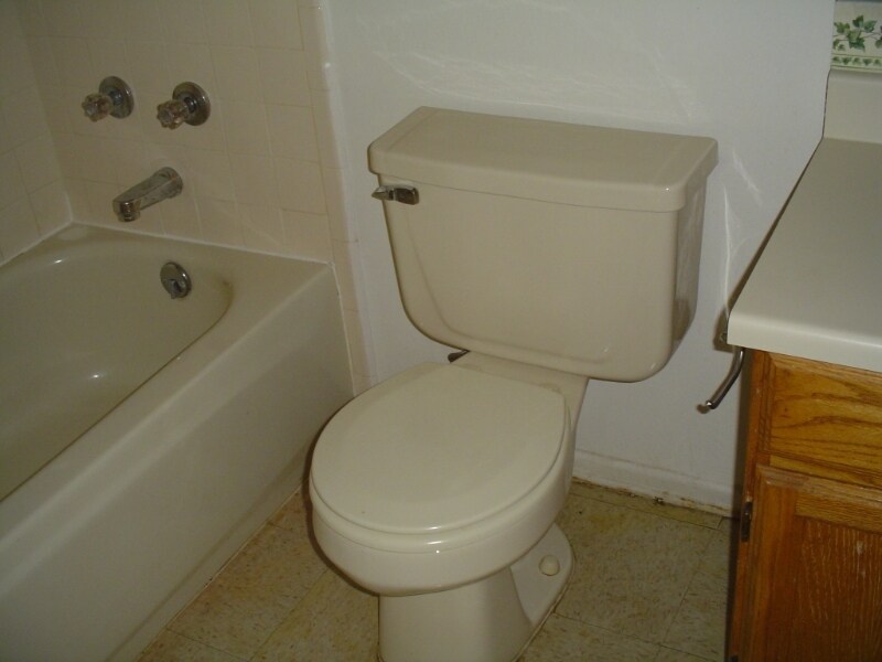 Building Photo - 9645 Mallard Loop