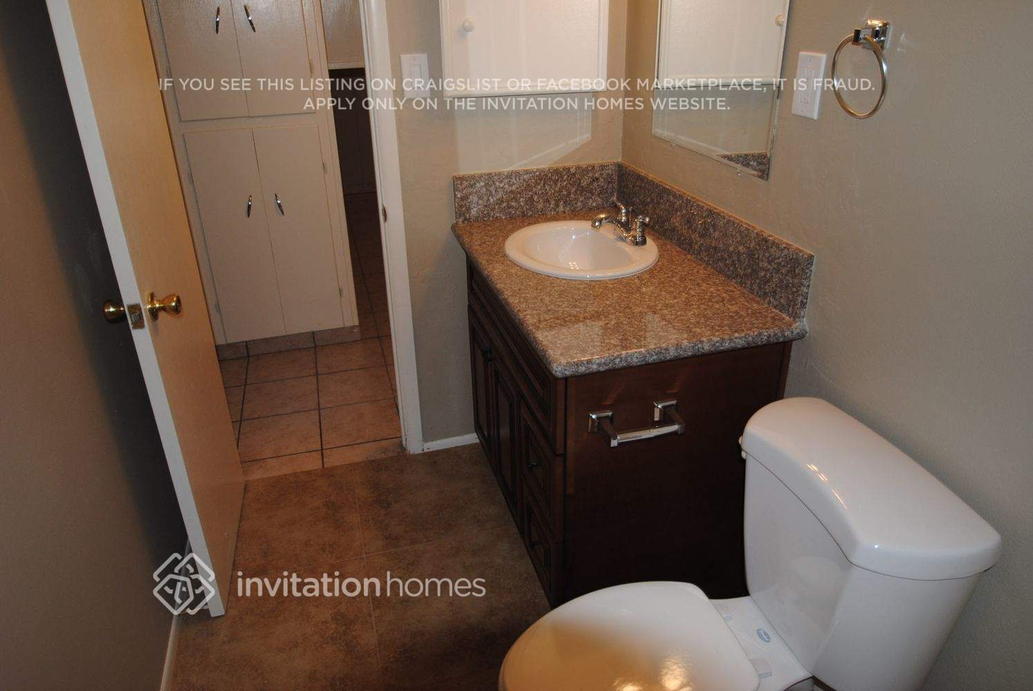 Building Photo - 4435 N 56th Dr