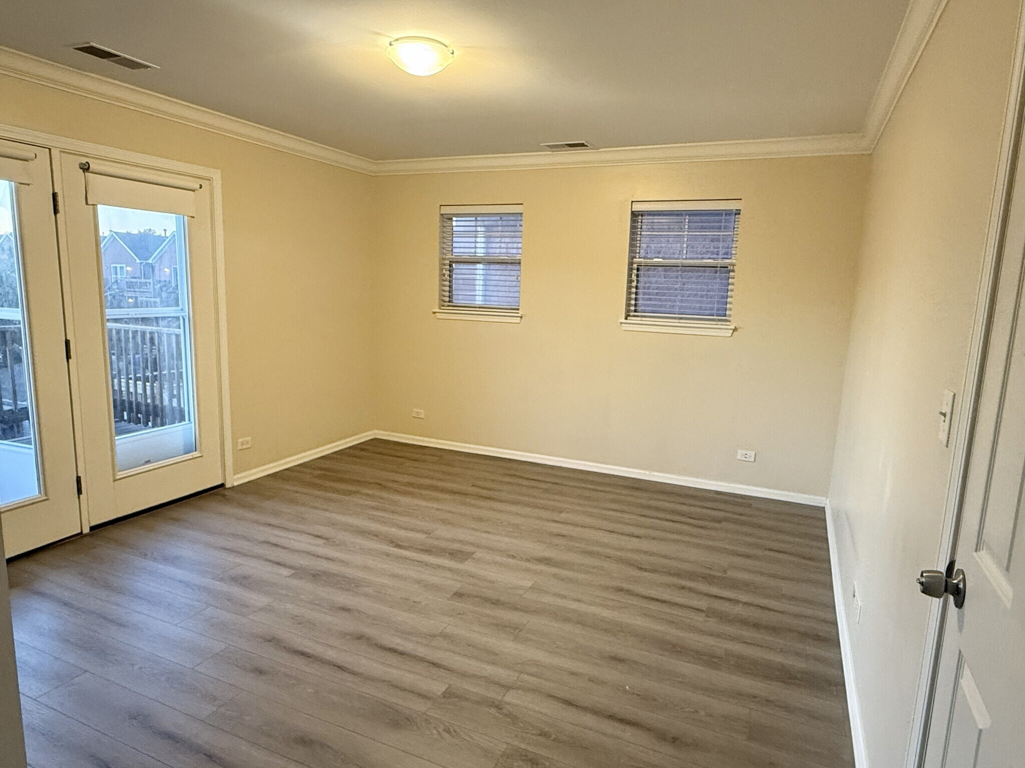Master Room - 1154 N Howe St