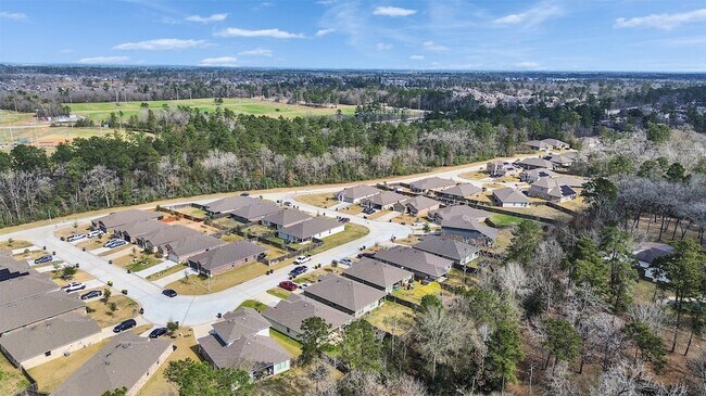 Building Photo - 2521 Honey Nest Ln