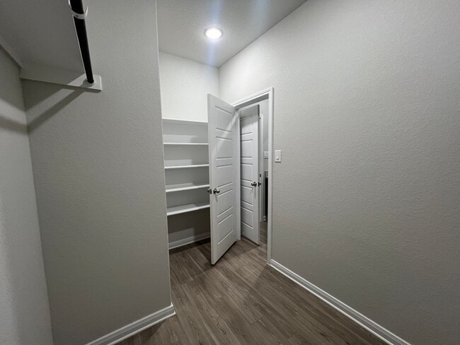 Building Photo - Beautiful 3/2 Single Story Home in Cibolo, TX