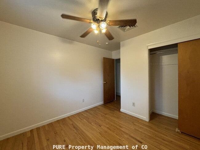 Building Photo - 3 bedroom ranch style home with 2-car garage!