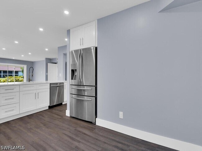 Building Photo - 1200 Misty Pines Cir