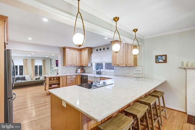 Building Photo - 1504 Wake Forest Dr